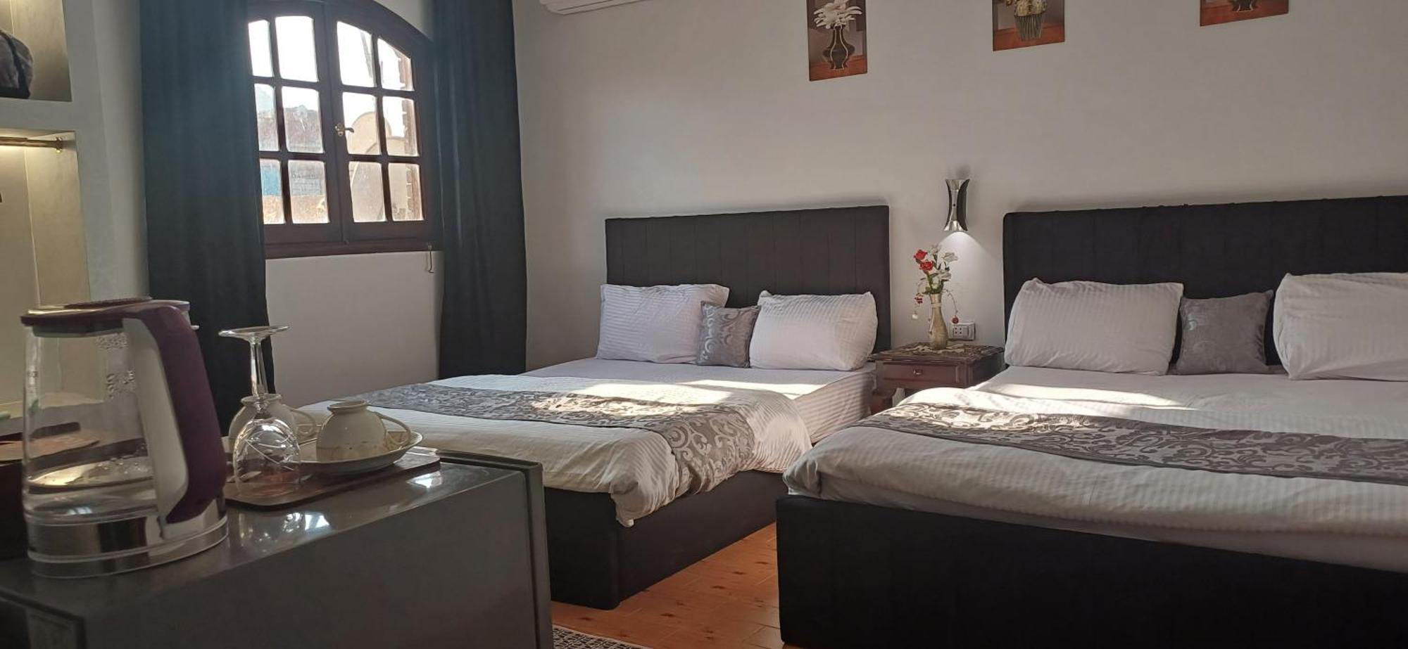 Pyramids Kingdom - Guest House Kafret el-Gabal Exterior photo